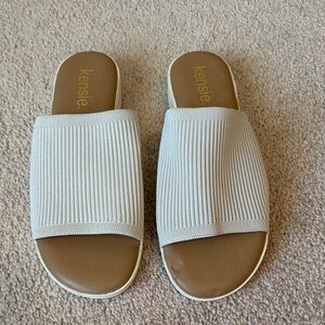 Kensie Neutral Ribbed Knit Slide Sandals in Cream and Tan